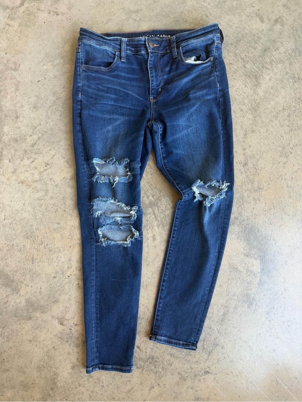 American Eagle Outfitters Women’s Distressed Dark Blue Skinny Jeans